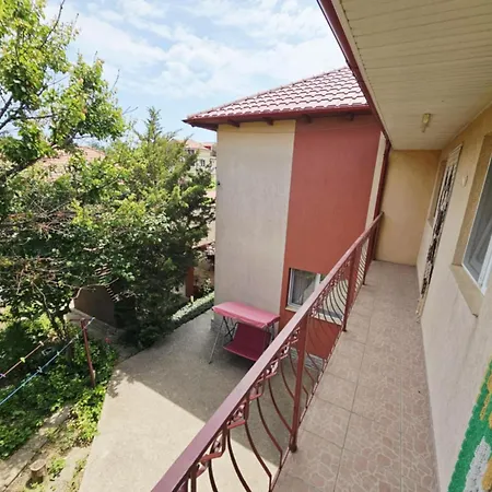 Casa Dobrescu Cata Si Miha إيفوري نورد