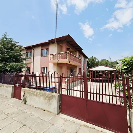 بيت ضيافة Casa Dobrescu Cata Si Miha إيفوري نورد