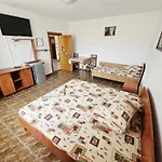 Casa Dobrescu Cata Si Miha * エフォリエ・ノルド