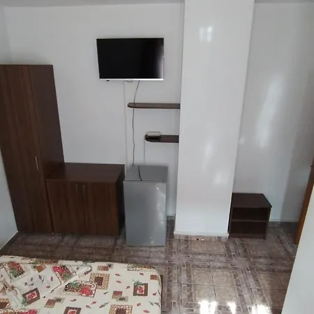 Pensiune Casa Dobrescu Cata Si Miha