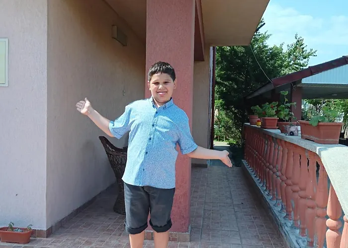 Casa Dobrescu Cata Si Miha Vendégház *